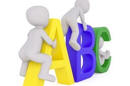 开云入口-意甲裁判语言模型协助VAR判罚的一致性分析，var裁判技术